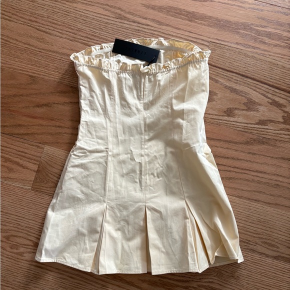 Lioness yellow dress - Picture 2 of 4